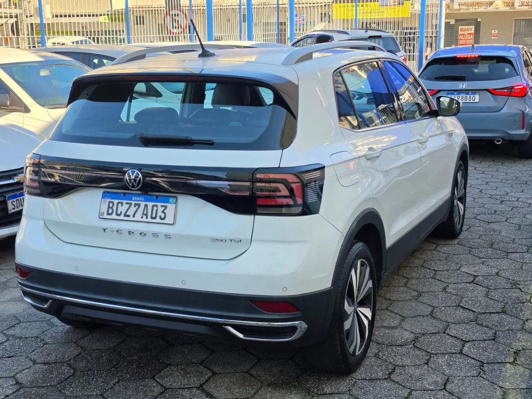 T-Cross Hig. 250 TSI 1.4 Flex 16V 5p Automática 2022 - Imagem 3