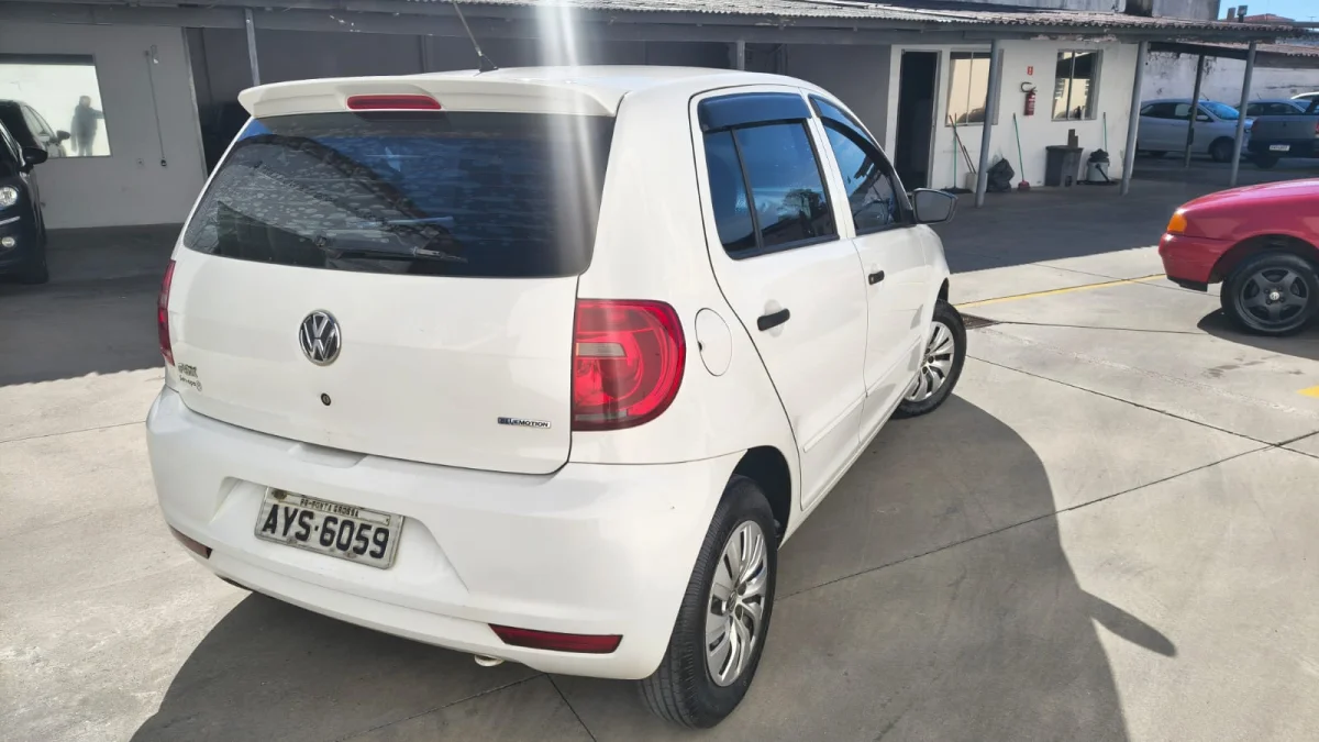 Fox BLUEMOTION 1.0 Mi Total Flex 12V 5p 2014 - Imagem 5