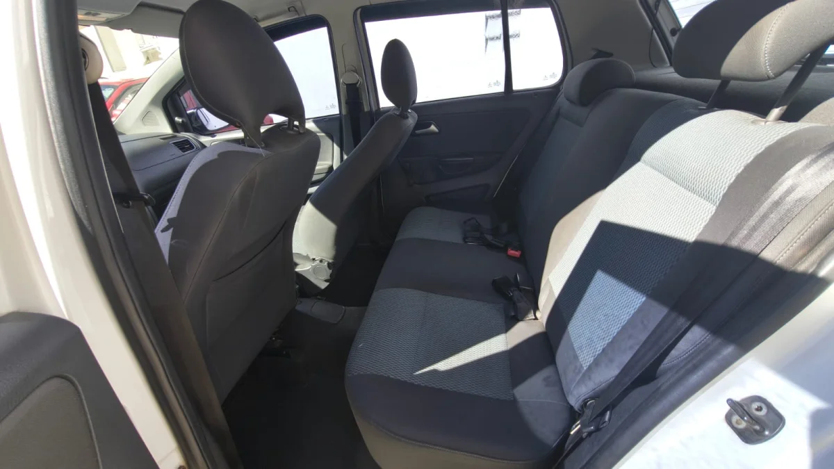 Fox BLUEMOTION 1.0 Mi Total Flex 12V 5p 2014 - Imagem 10