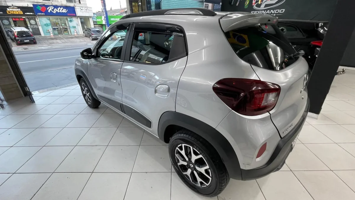 Kwid OUTSIDER 1.0 Flex Completo Mec. 2024 - Imagem 5