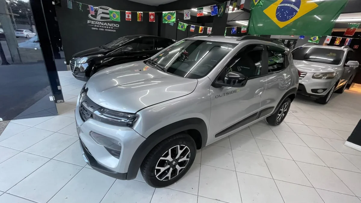 Kwid OUTSIDER 1.0 Flex Completo Mec. 2024 - Imagem 4