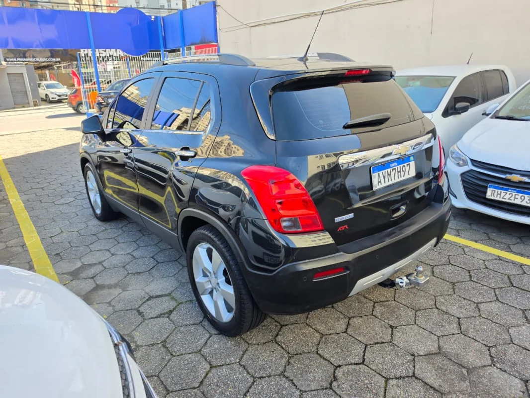 TRACKER LTZ 1.8 16V Flex 4x2 Automática 2014 - Imagem 3