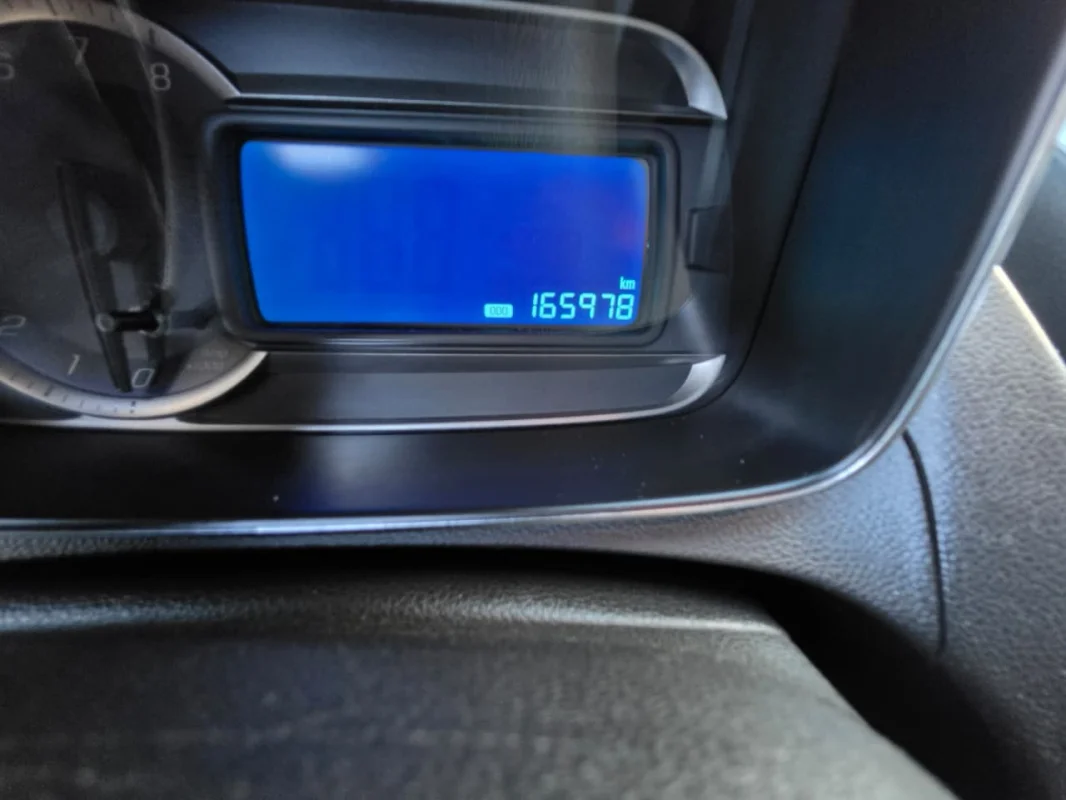 TRACKER LTZ 1.8 16V Flex 4x2 Automática 2014 - Imagem 9