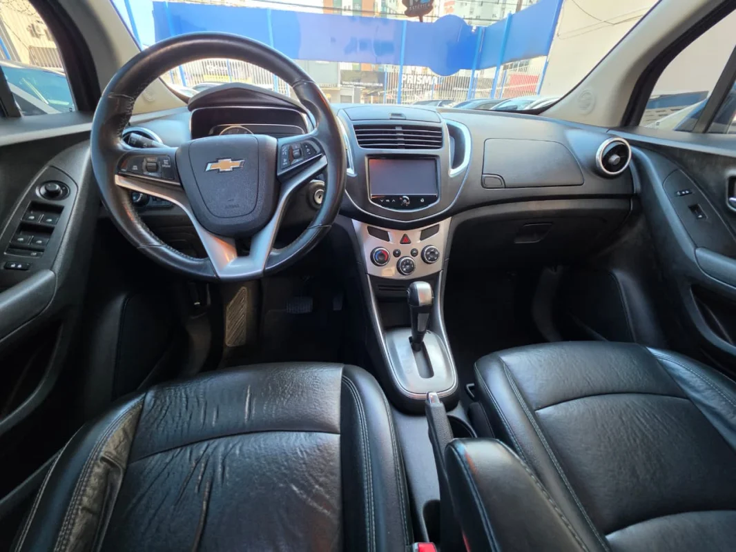 TRACKER LTZ 1.8 16V Flex 4x2 Automática 2014 - Imagem 7