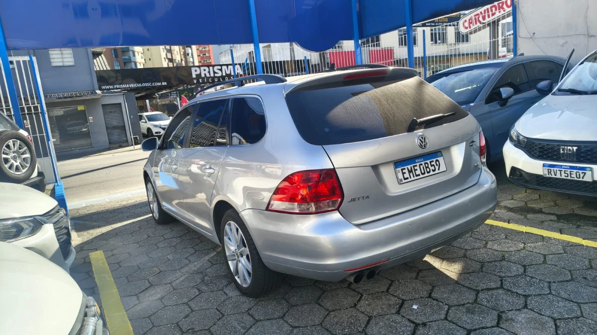 JETTA Variant 2.5 20V 170cv Tiptronic 2011 - Imagem 4