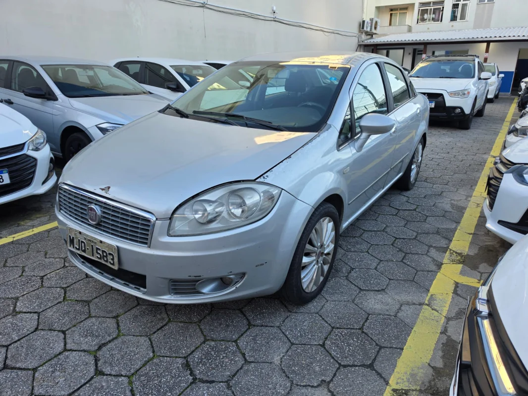 Linea Essence 1.8 Flex 2012 - Imagem 4