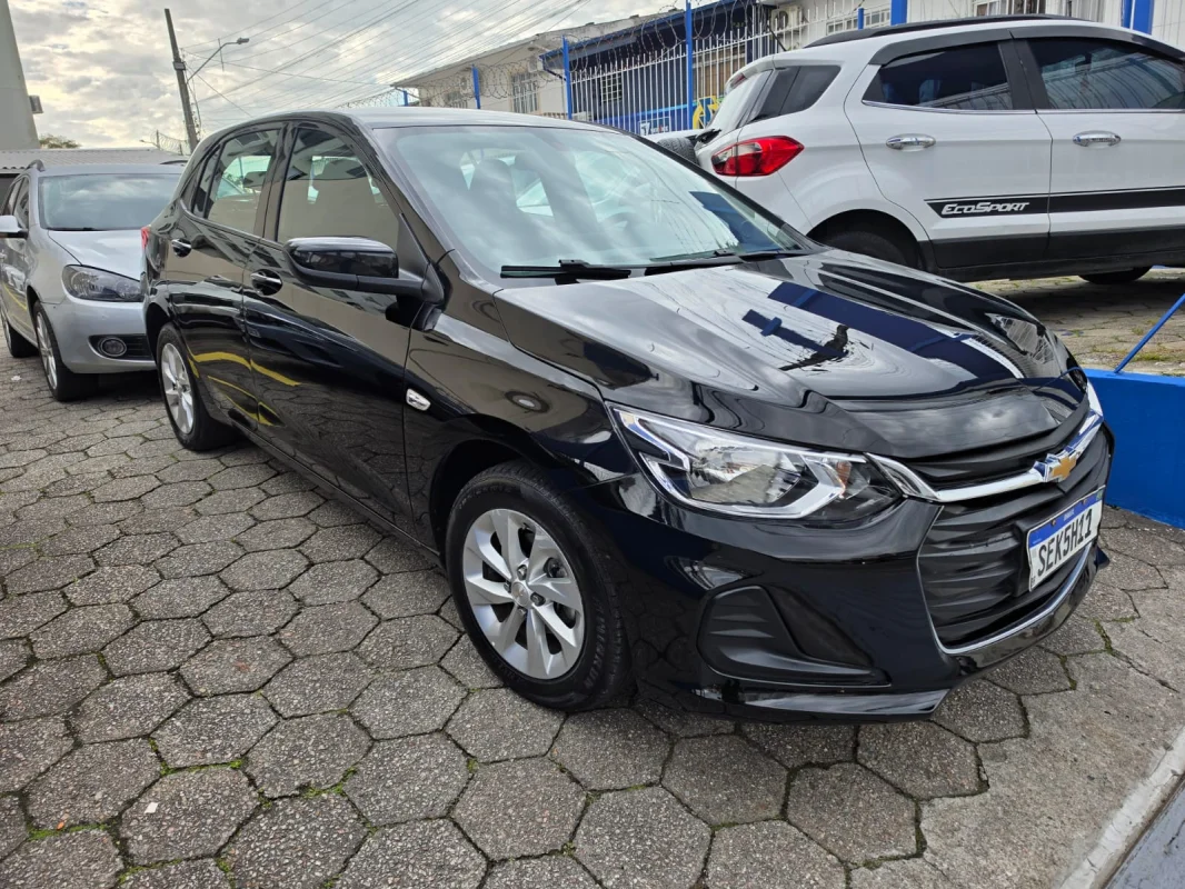 ONIX HATCH LT 1.0 12V Flex 5p Mecânico 2023