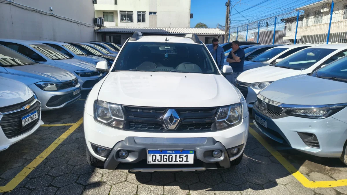 DUSTER OROCH Dyna. 1.6 Flex 16V Mec 2018 - Imagem 2
