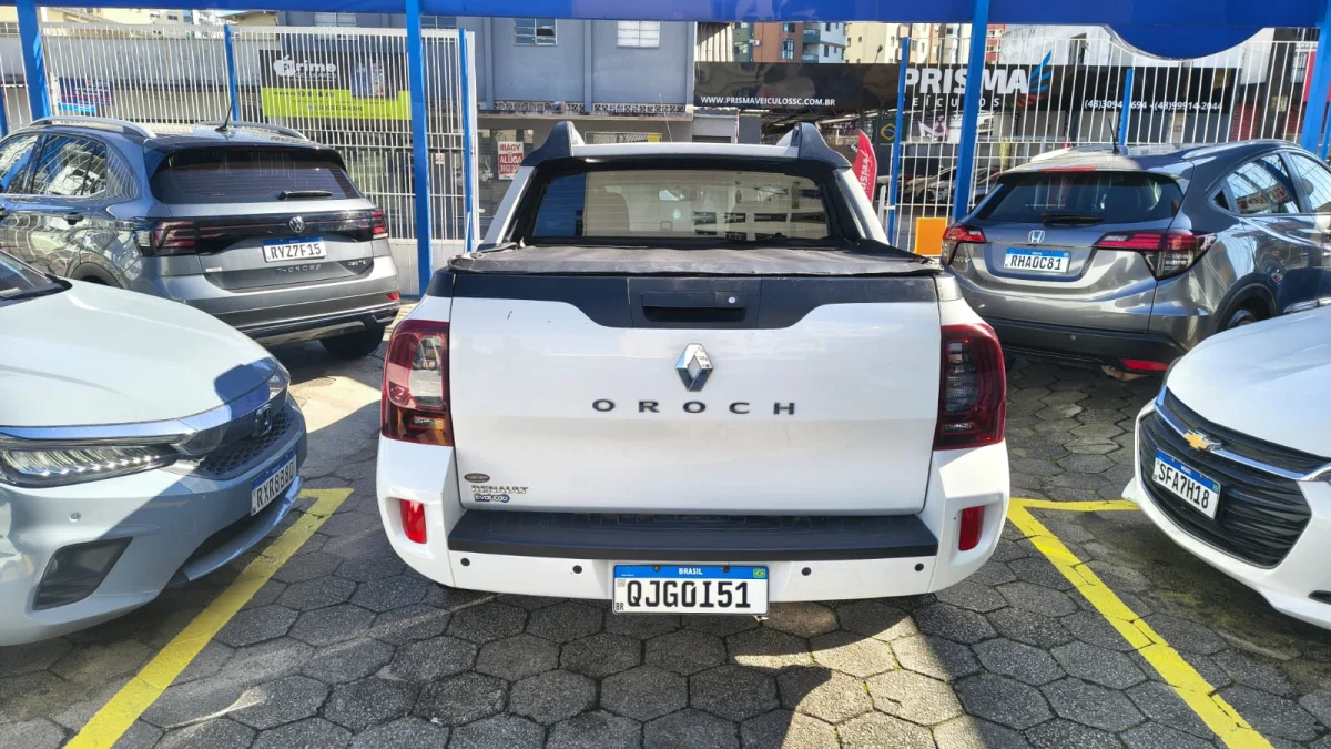 DUSTER OROCH Dyna. 1.6 Flex 16V Mec 2018 - Imagem 6