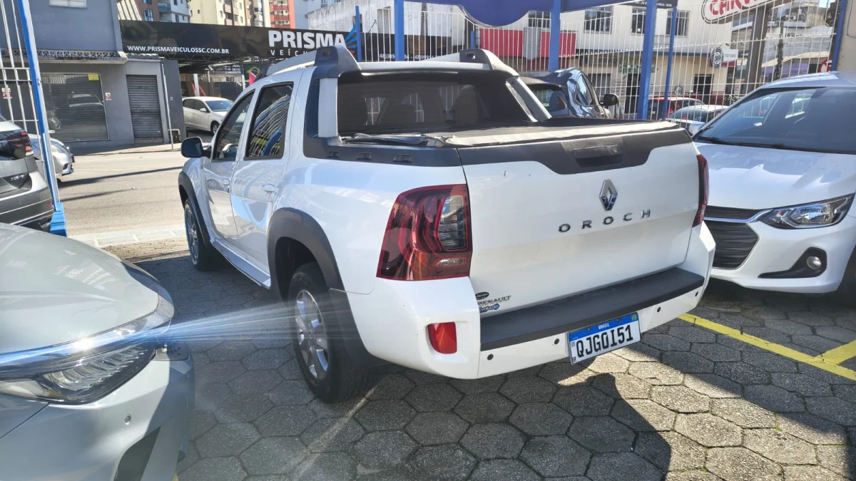 DUSTER OROCH Dyna. 1.6 Flex 16V Mec 2018 - Imagem 5