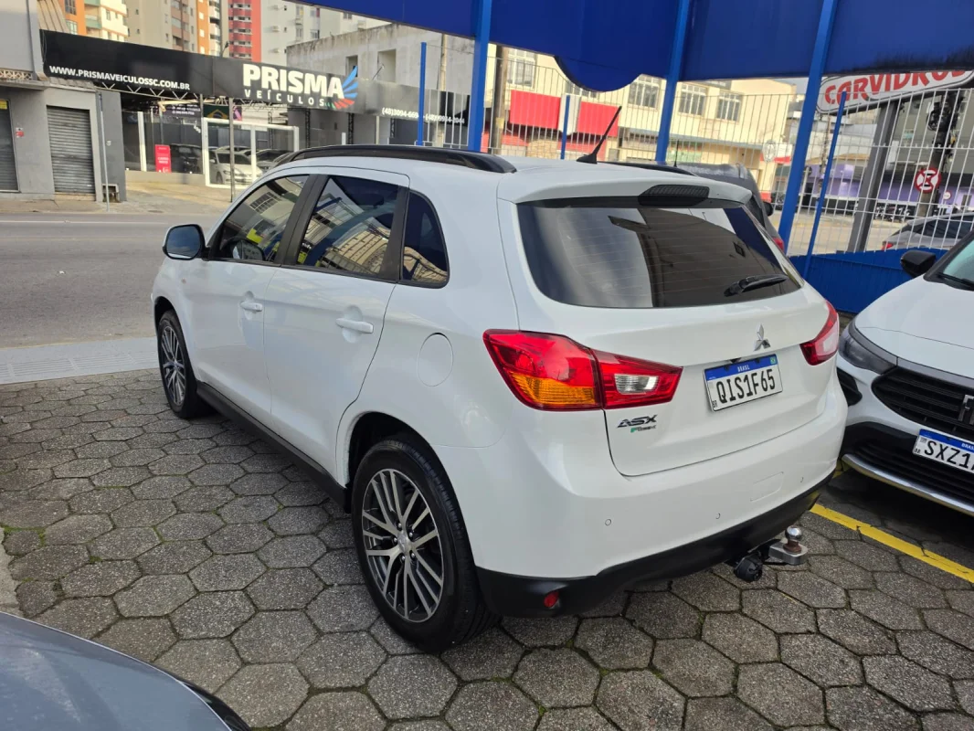 ASX 2.0 16V 4x2 Flex Automática 2018 - Imagem 3