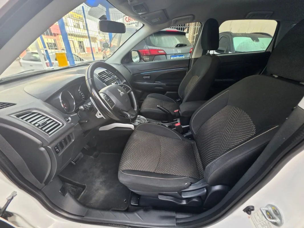 ASX 2.0 16V 4x2 Flex Automática 2018 - Imagem 10