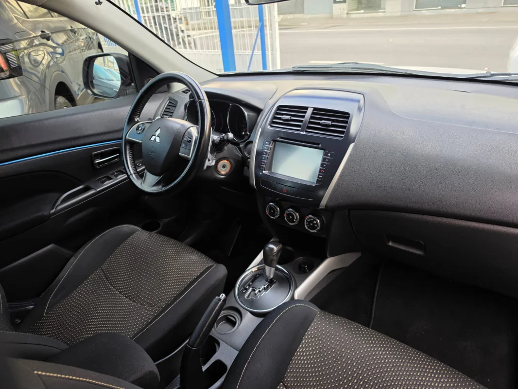 ASX 2.0 16V 4x2 Flex Automática 2018 - Imagem 7