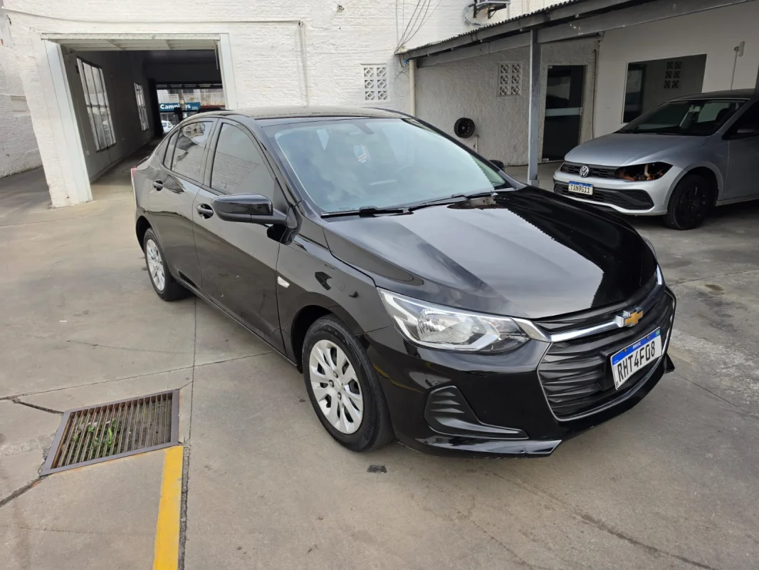 ONIX SEDAN Plus LT 1.0 12V Flex 4p Mecânico 2022