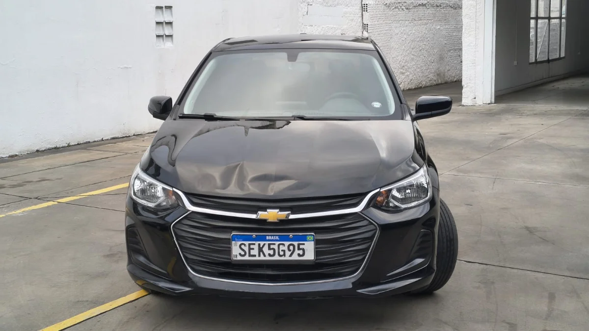 ONIX HATCH LT2 1.0 12V Flex 5p Mecânico 2023 - Imagem 2