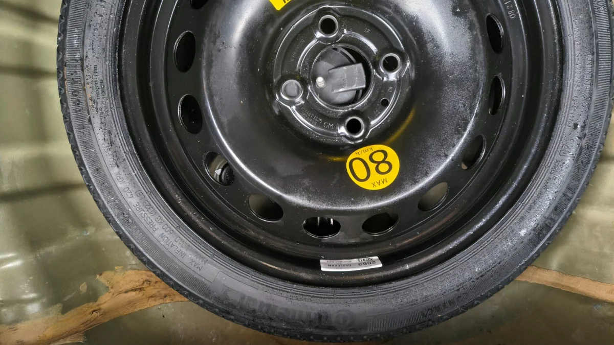 ONIX HATCH LT2 1.0 12V Flex 5p Mecânico 2023 - Imagem 14