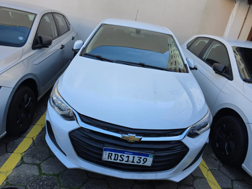 Onix Hatch 1.0 LT1 Completo 2021 - Imagem 2