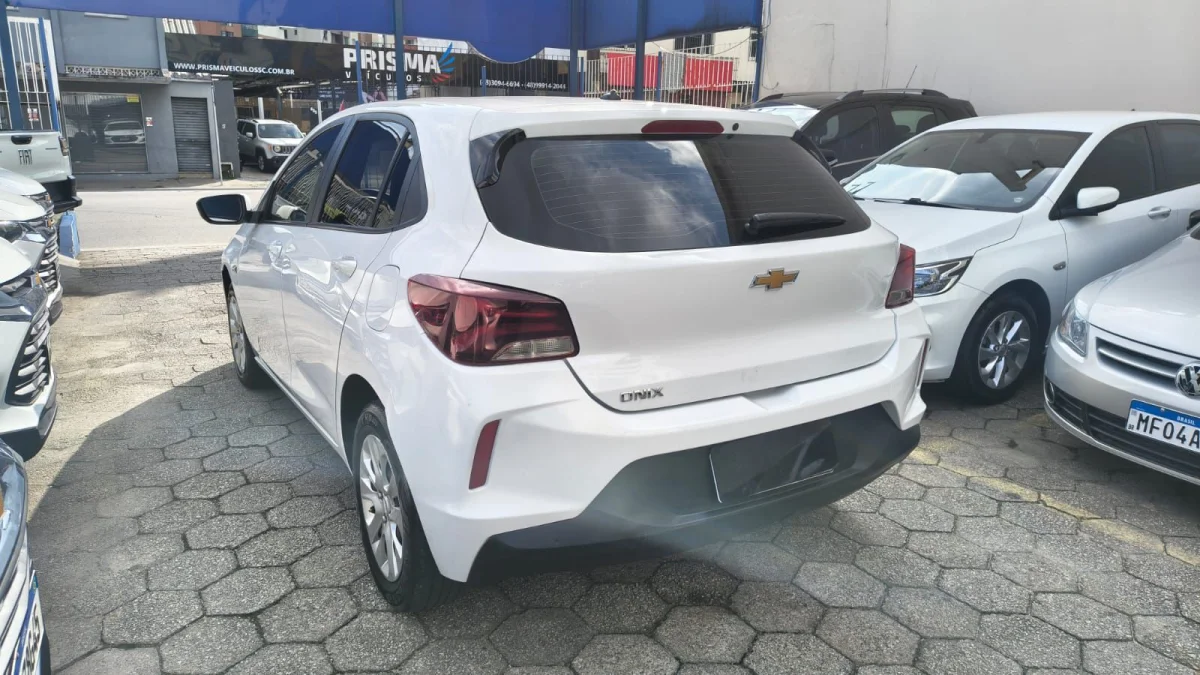 Onix Hatch 1.0 LT1 Completo 2021 - Imagem 4