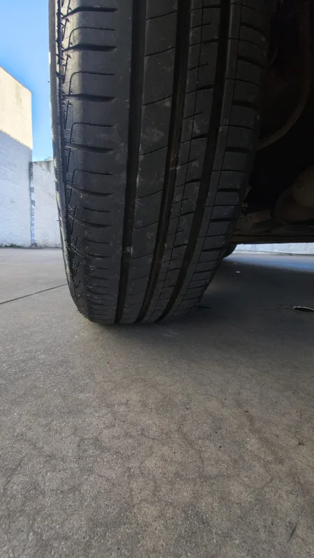 ONIX HATCH LT 1.0 12V Flex 5p Mecânico 2023 - Imagem 4