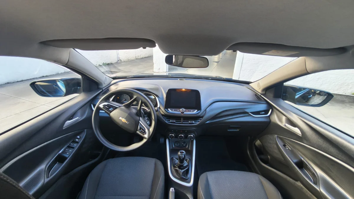 ONIX HATCH LT 1.0 12V Flex 5p Mecânico 2023 - Imagem 5