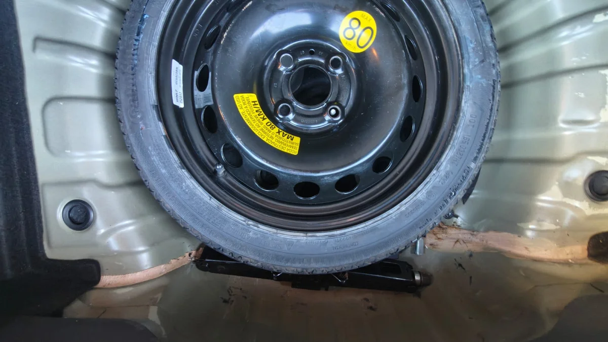 ONIX HATCH LT 1.0 12V Flex 5p Mecânico 2023 - Imagem 6