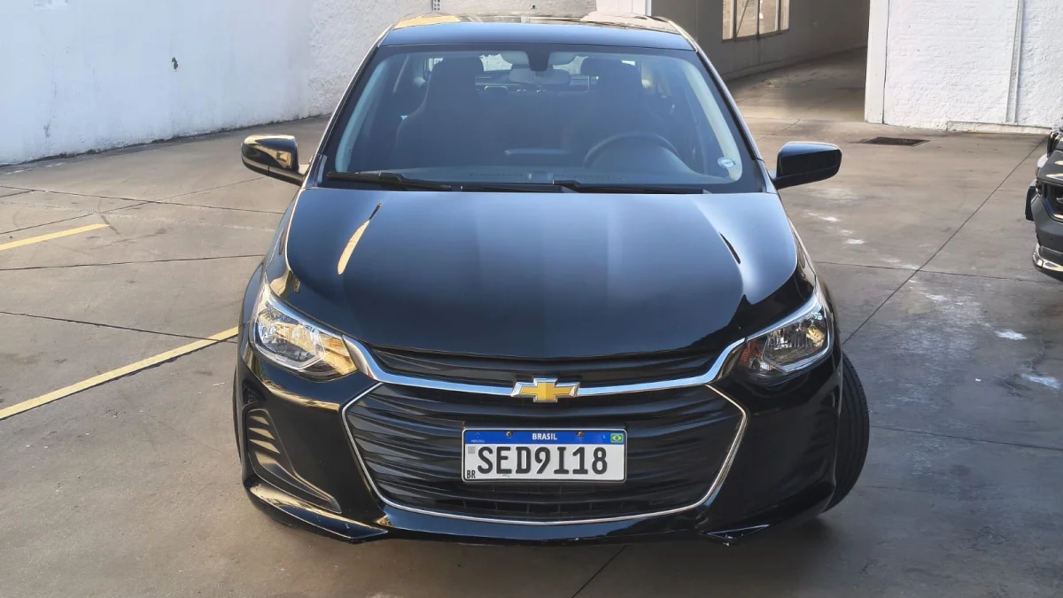 ONIX HATCH LT 1.0 12V Flex 5p Mecânico 2023 - Imagem 7