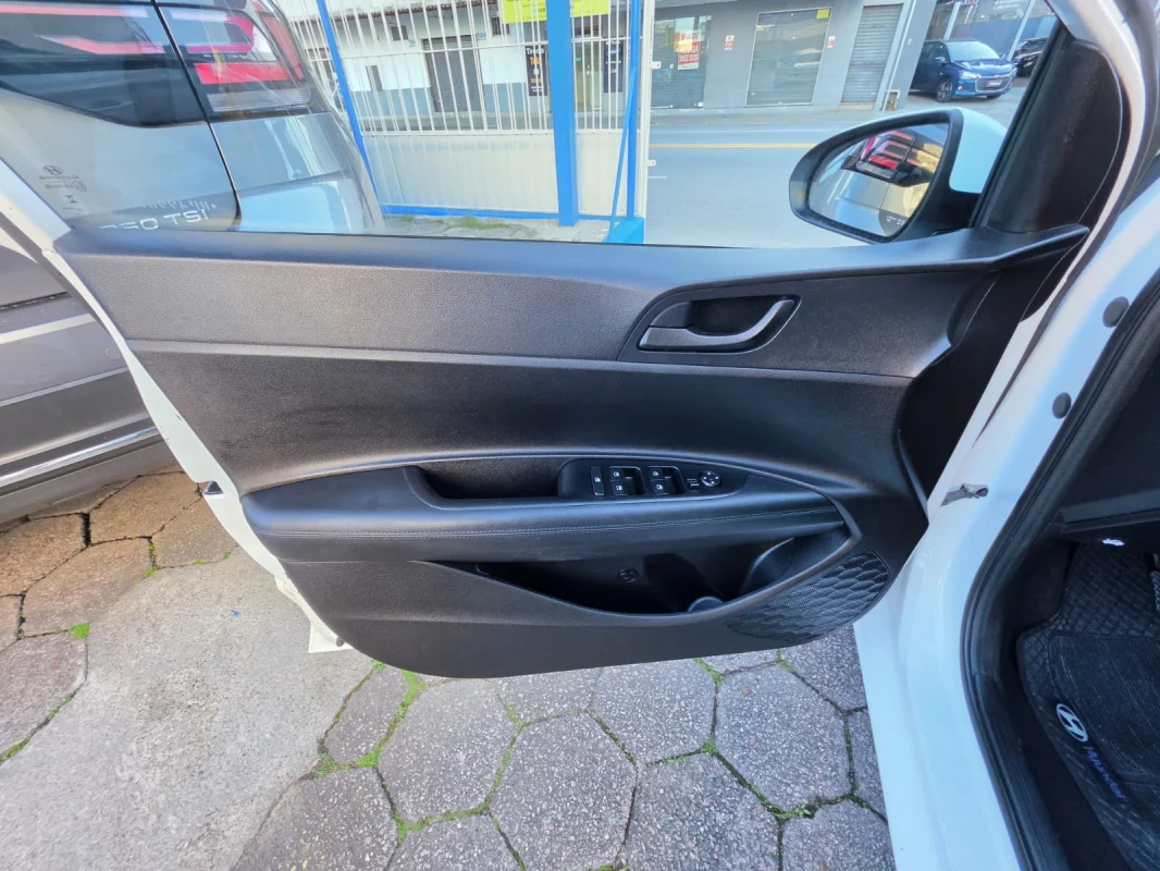 HB20 Comfort 1.0 Flex 12V Mecânico 2024 - Imagem 13