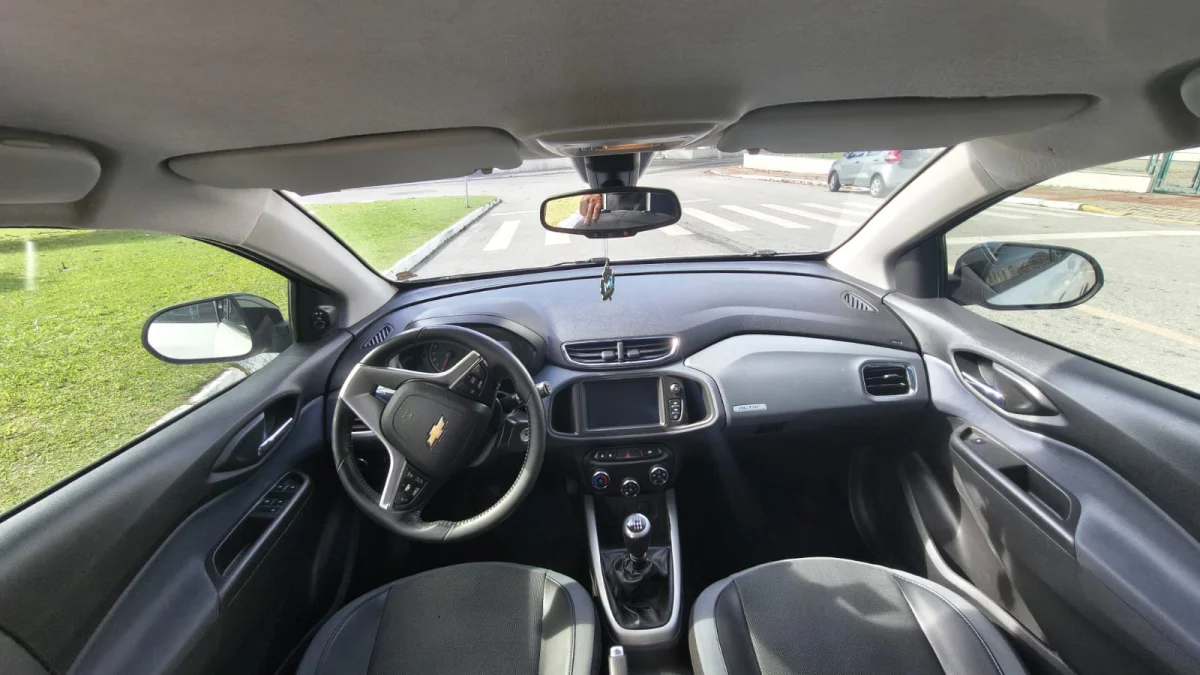 ONIX HATCH ACTIV 1.4 8V Flex 5p Mec. 2019 - Imagem 7