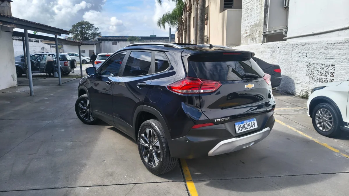 TRACKER Premier 1.2 Turbo 12V Flex Automática 2022 COM TETO - Imagem 3