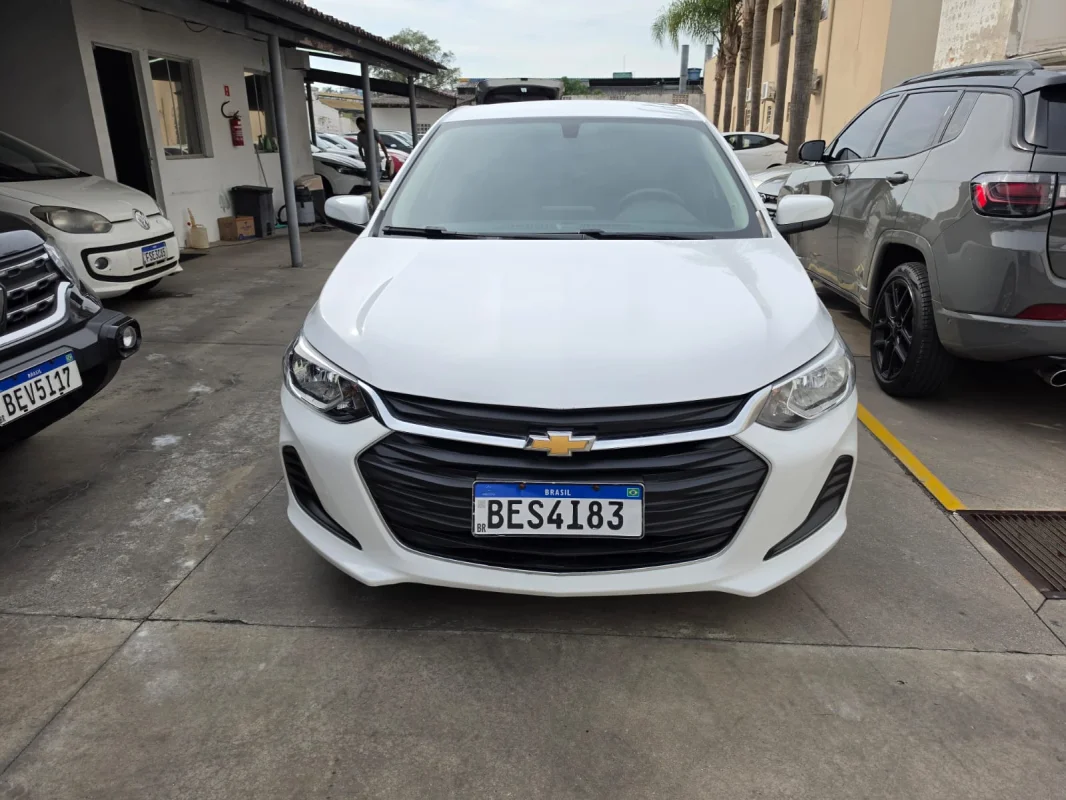 ONIX HATCH LT1 1.0 12V Flex 5p Mec 2021 - Imagem 2