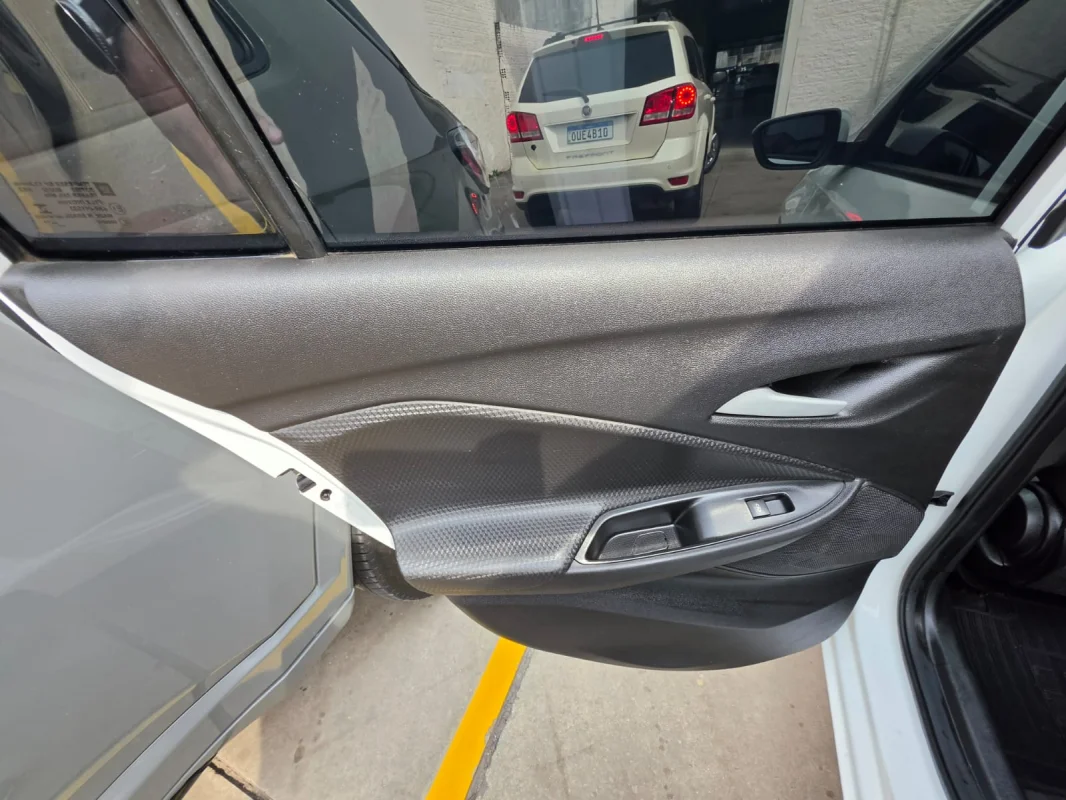 ONIX HATCH LT1 1.0 12V Flex 5p Mec 2021 - Imagem 15