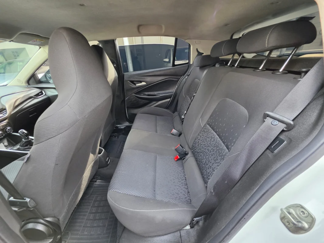 ONIX HATCH LT1 1.0 12V Flex 5p Mec 2021 - Imagem 8