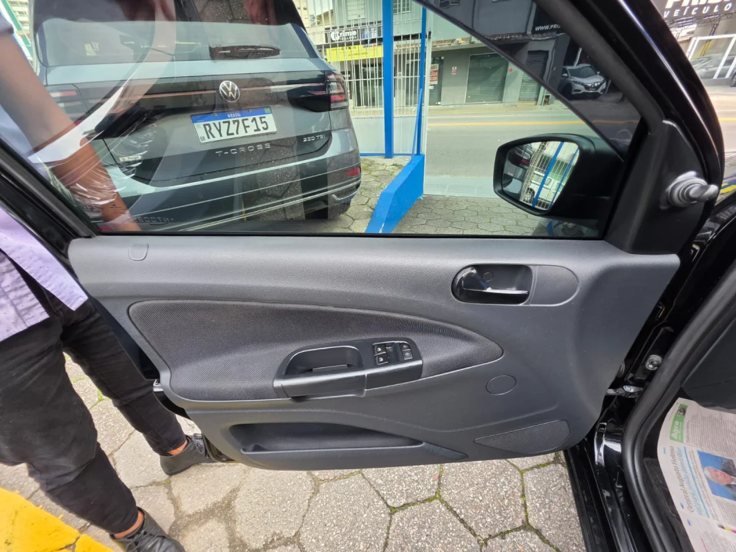 VOYAGE 1.6 MSI Flex 8V 4p Mecânico 2022 - Imagem 14