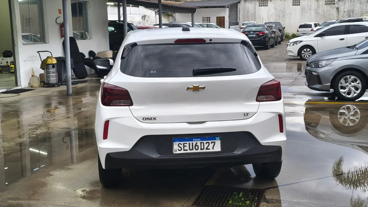 Onix Hatch LT2 1.0 Completo 2024 - Imagem 6