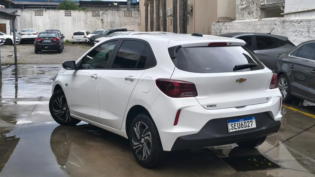 Onix Hatch LT2 1.0 Completo 2024 - Imagem 5
