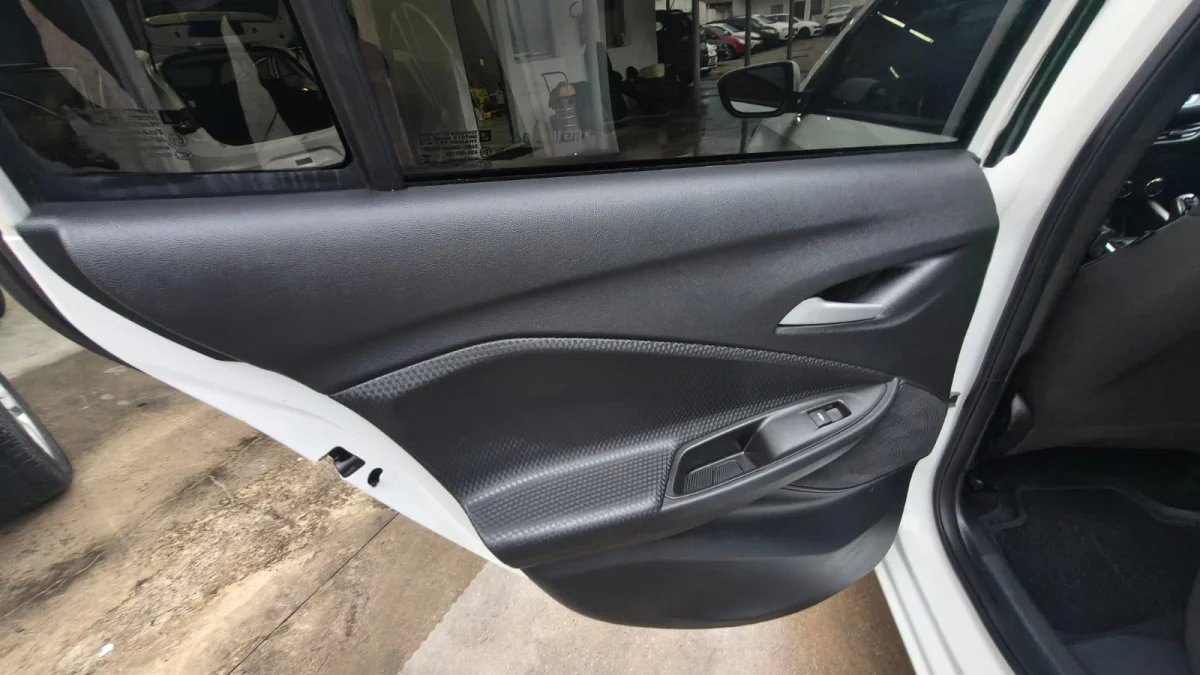 Onix Hatch LT2 1.0 Completo 2024 - Imagem 13