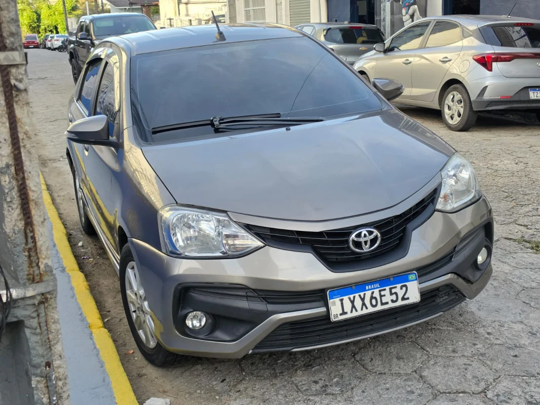 ETIOS XLS Sedan 1.5 Flex 16V 4p Automático 2018 GNV