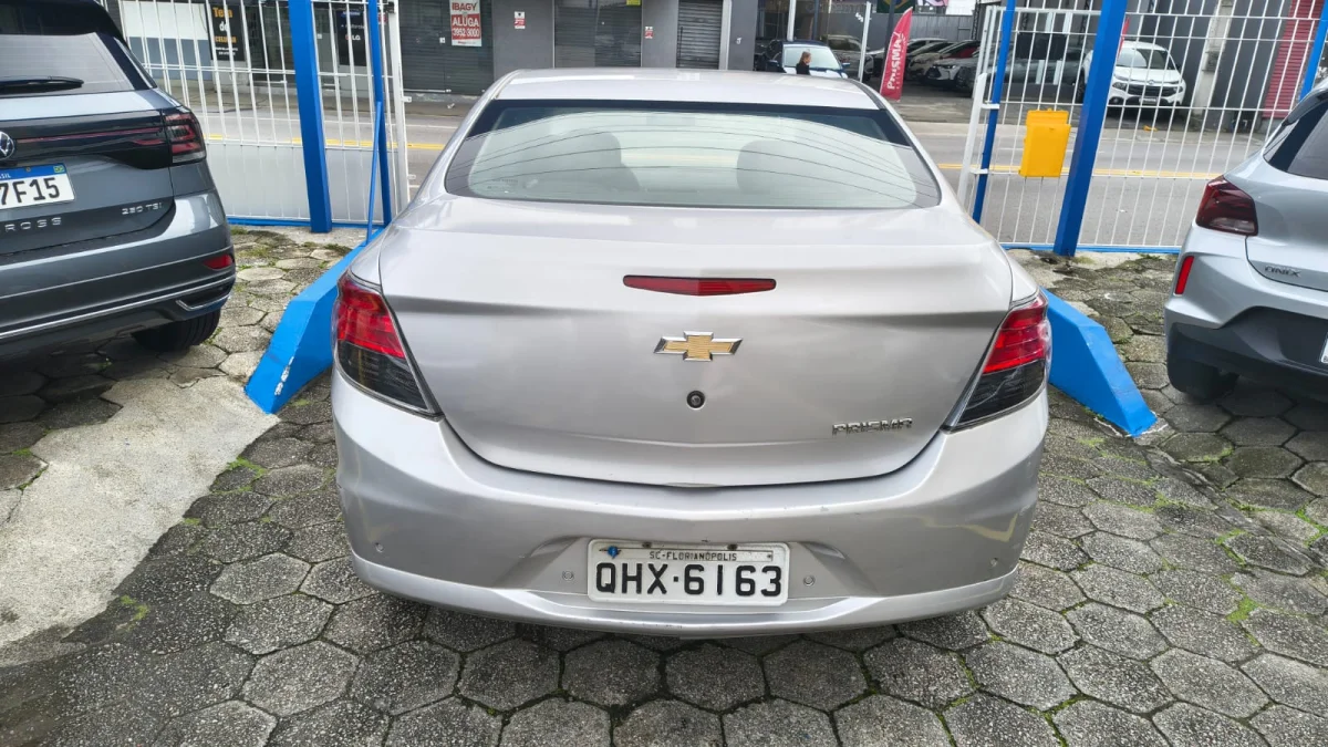 Prisma LT 1.4 8V Completo manual 2016 - Imagem 6