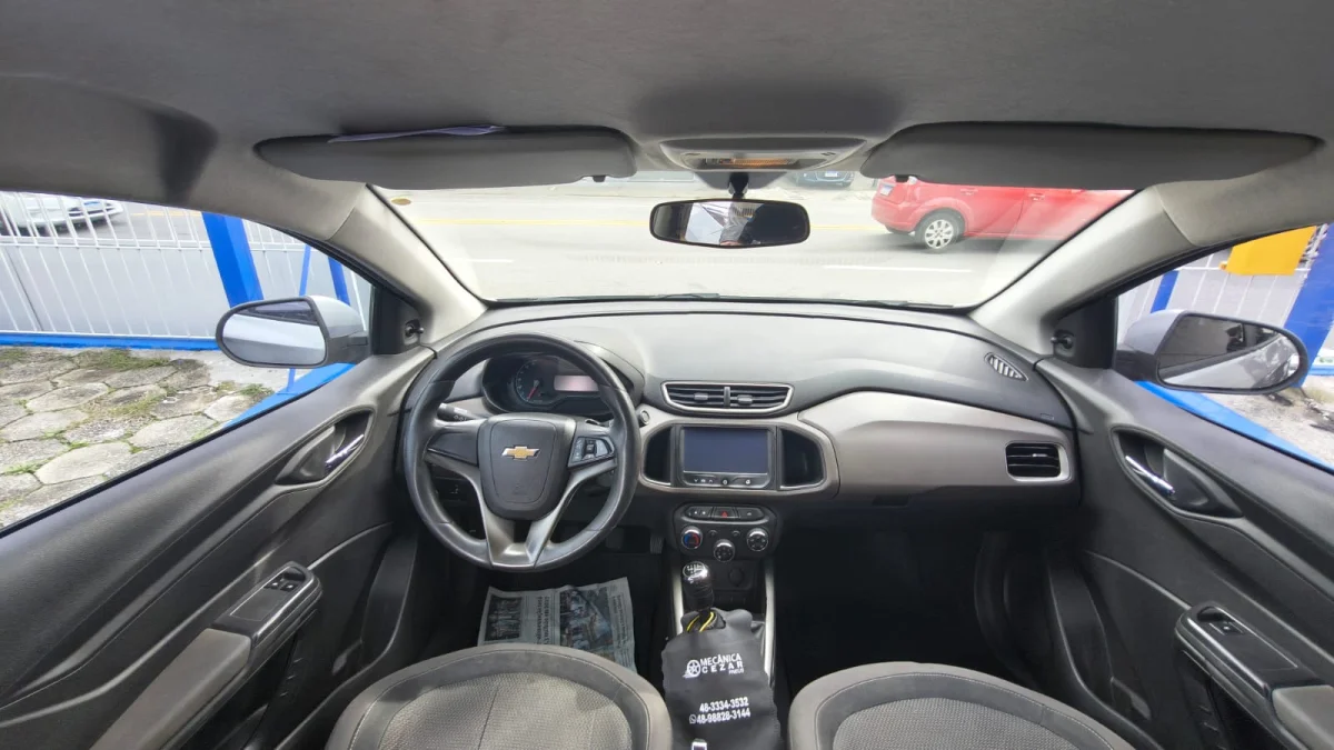 Prisma LT 1.4 8V Completo manual 2016 - Imagem 7