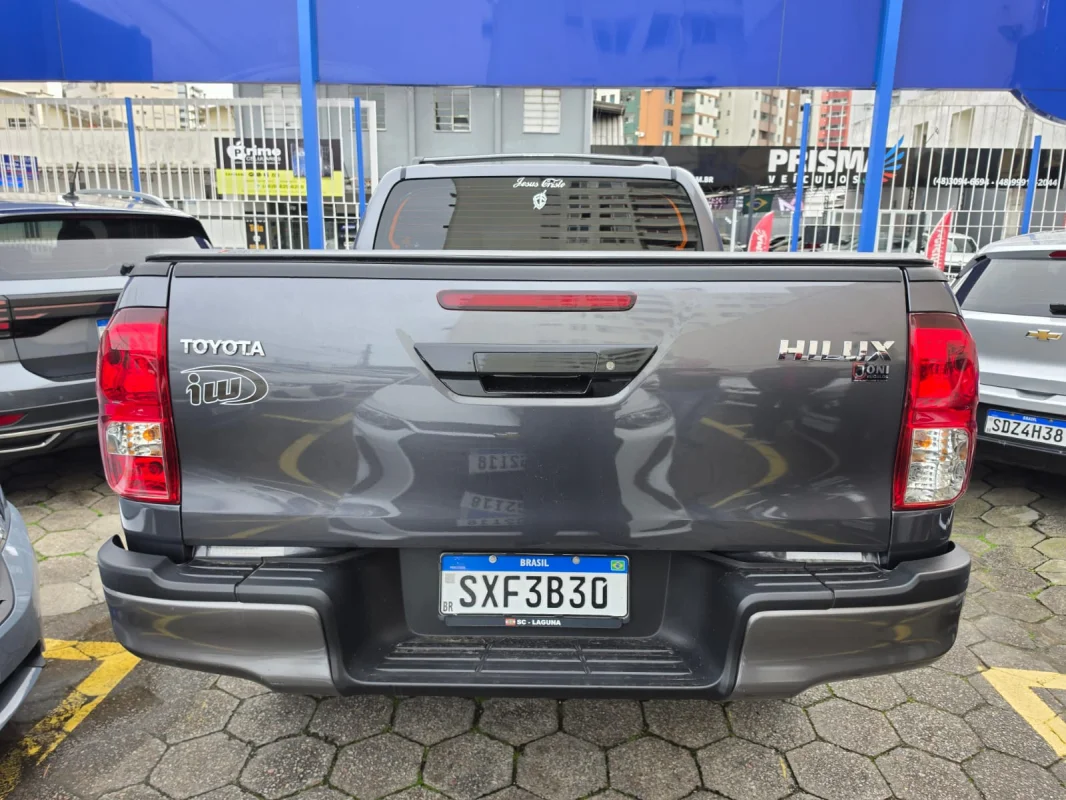 Hilux CD 4x4 2.8 Diesel Mec. Completo 2025 - Imagem 6