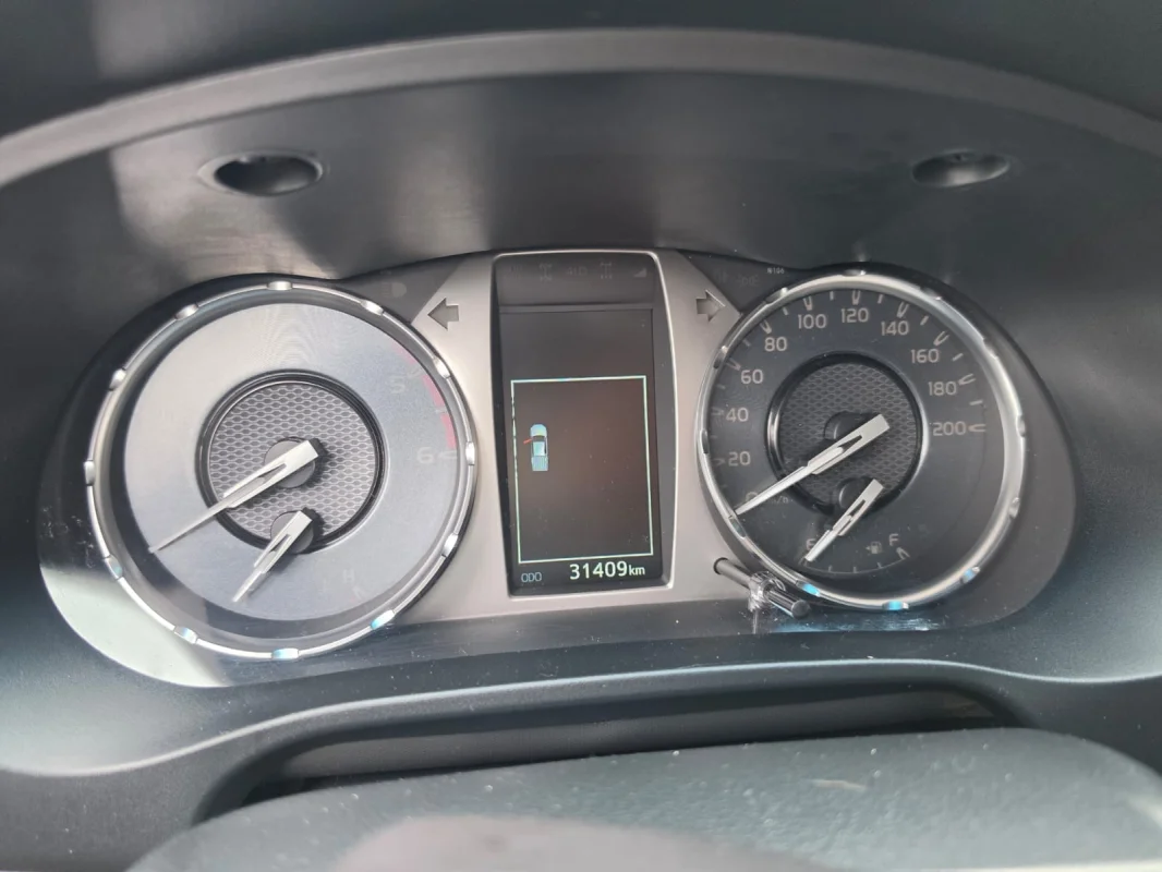 Hilux CD 4x4 2.8 Diesel Mec. Completo 2025 - Imagem 12
