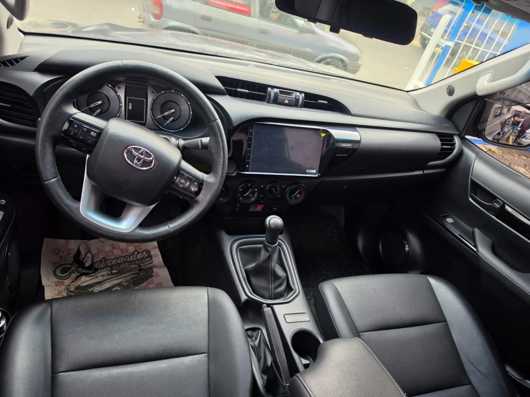 Hilux CD 4x4 2.8 Diesel Mec. Completo 2025 - Imagem 7