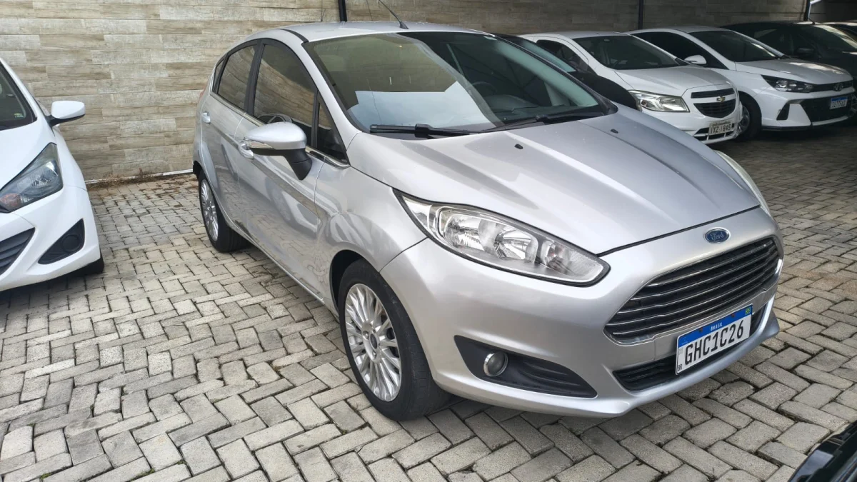 New Fiesta 1.6 Completo AUTOMÁTICO 2016