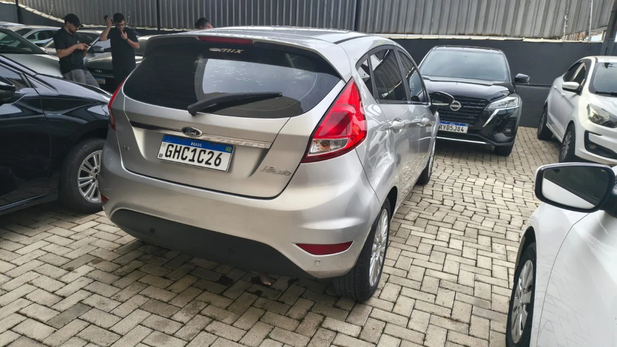 New Fiesta 1.6 Completo AUTOMÁTICO 2016 - Imagem 5