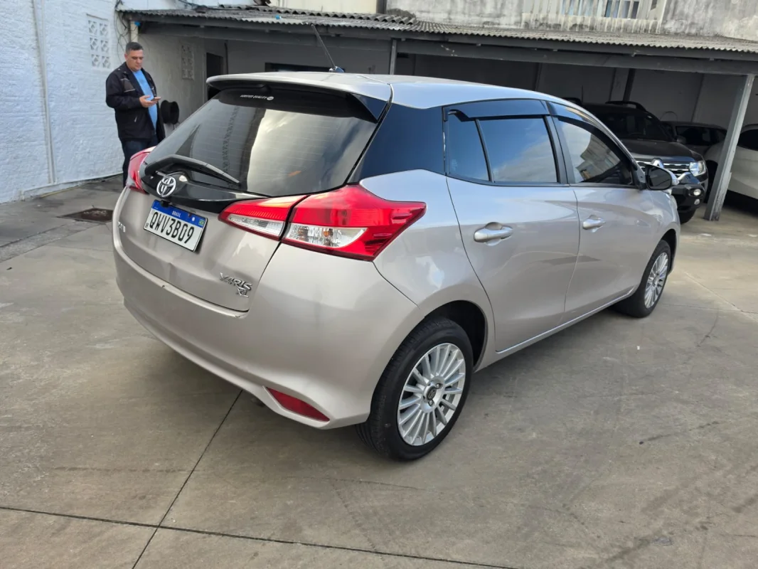 YARIS XL 1.3 Flex 16V 5p Mecânico 2020 - Imagem 3