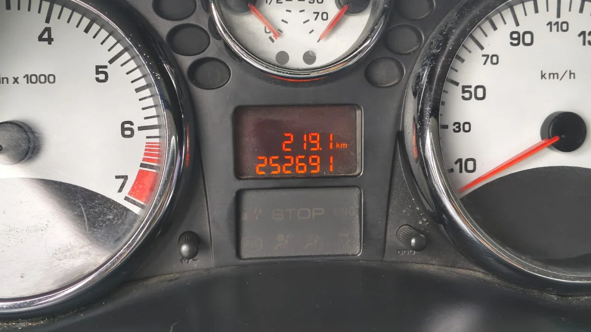 207 SW XR SPORT Completo Manual 2012 - Imagem 9