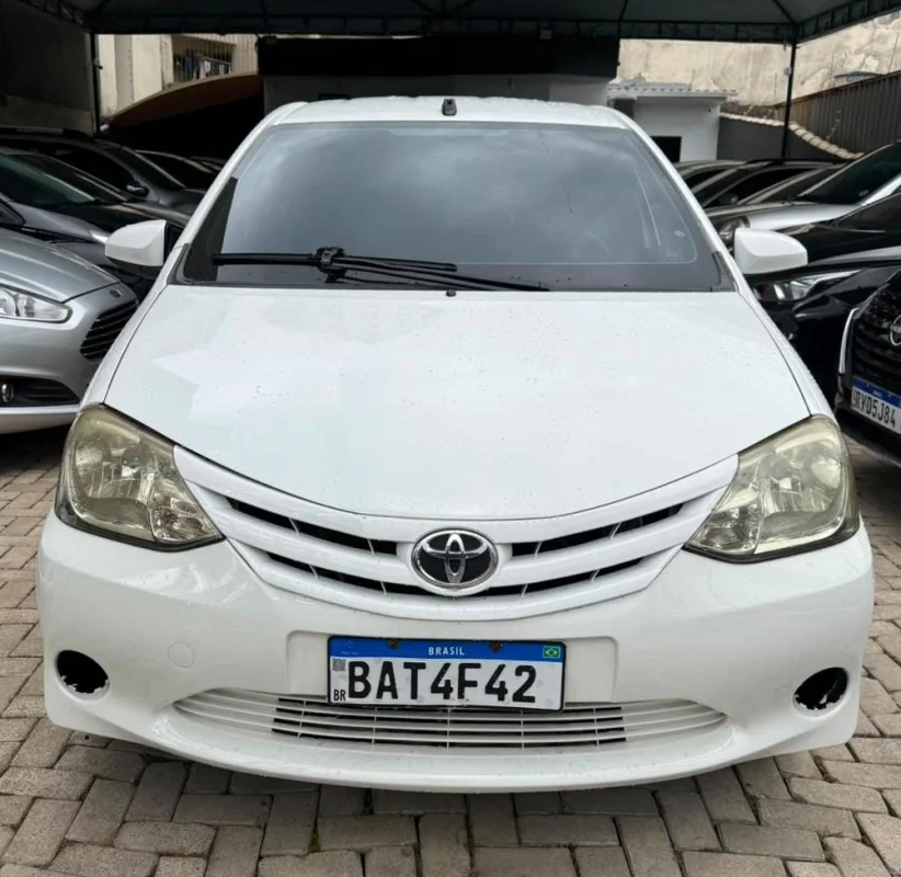 Etios X sedan completo manual 2017 - Imagem 2