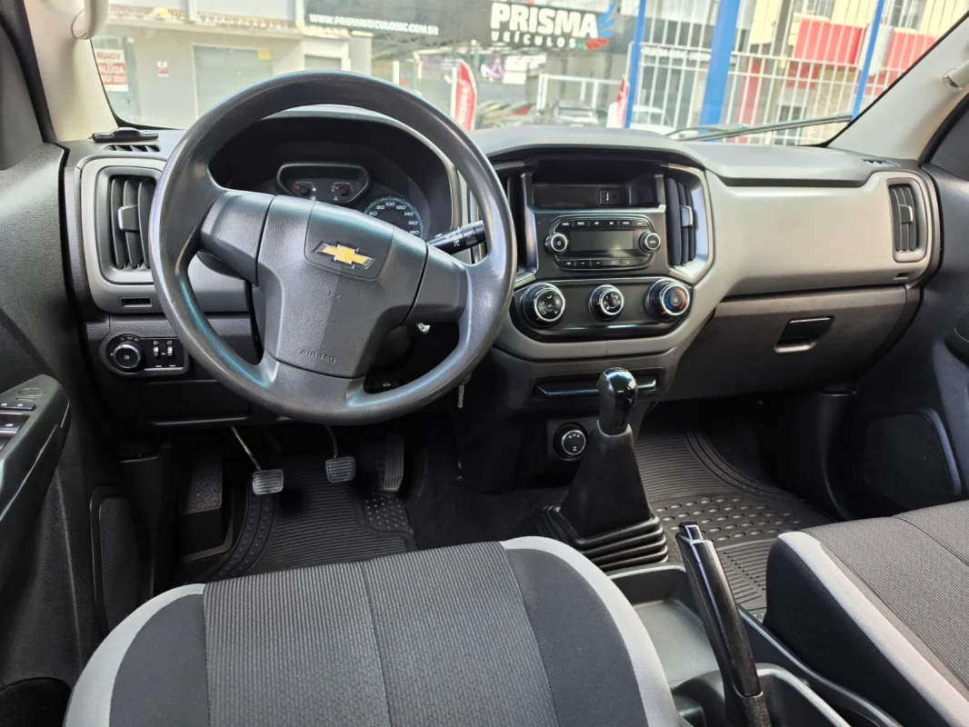 S10 Pick-Up 2.8 4x4 CD Diesel Ano 2018 mec. - Imagem 7