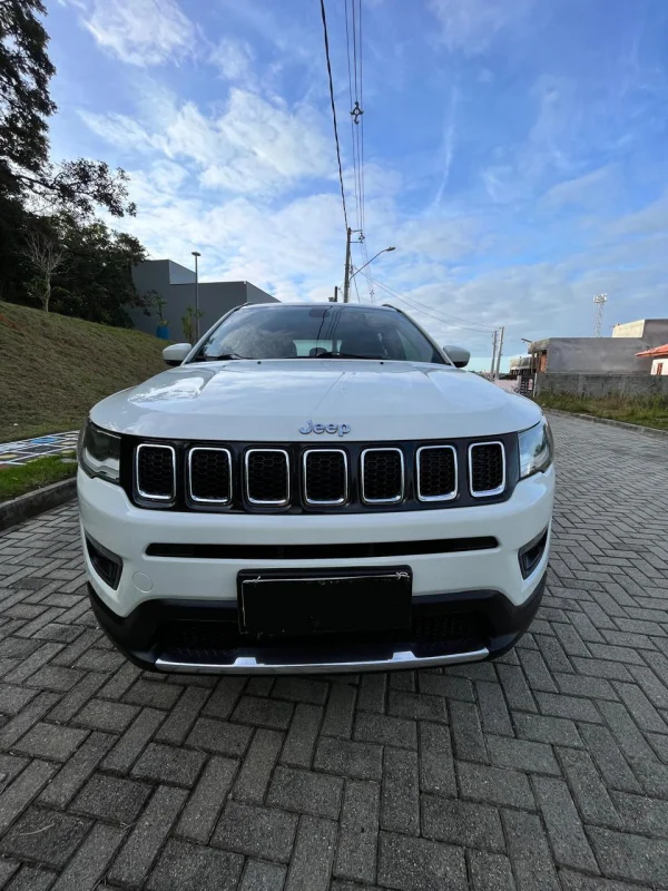 COMPASS LONGITUDE 2.0 4x2 Flex 16V 2017 - Imagem 3