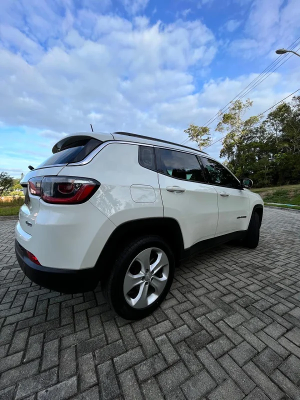 COMPASS LONGITUDE 2.0 4x2 Flex 16V 2017 - Imagem 8